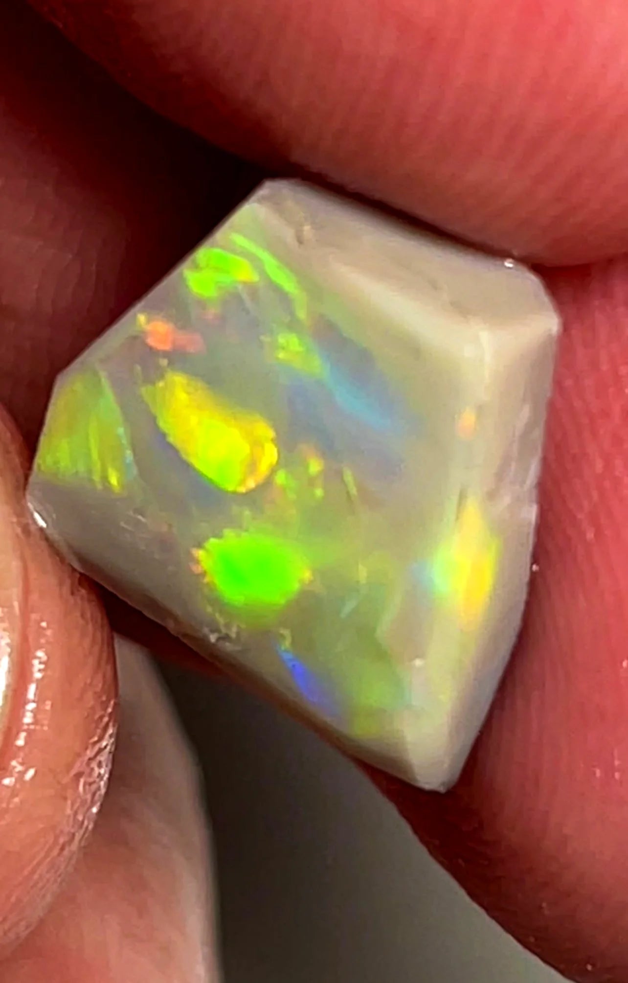 5.75cts Lightning Ridge Super Gorgeous Bright Multifires Blocky pattern 13x12x4mm  SKU#1001